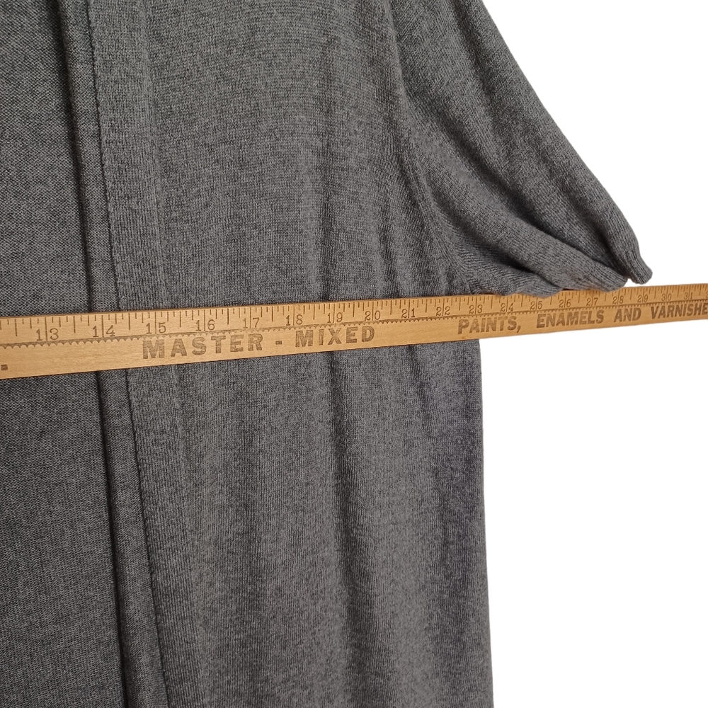 AXCESS Gray Short Sleeve Stretchy Open Shawl Large - Picture 6 of 7